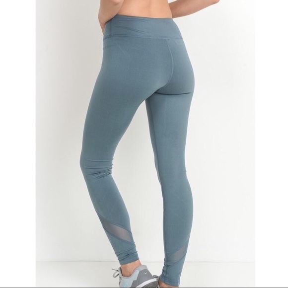 NWT Light Teal Full Length Leggings Size Large - Picture 3 of 6